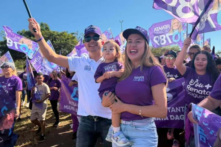 Renata Daguiar apresenta número de campanha para apoiadores no Parque da Cidade